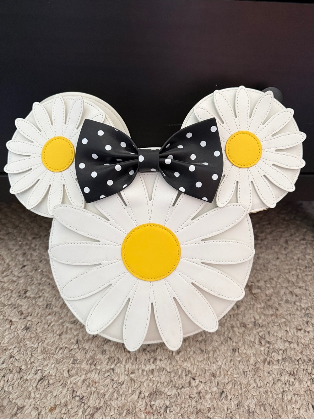 Disney White Daisy Minnie Crossbody Bag